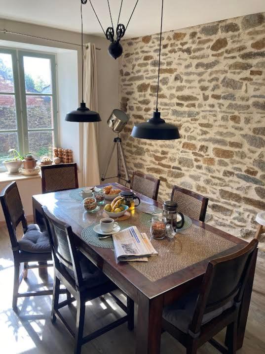 La Maison De Mano Plouer-sur-Rance Exterior photo